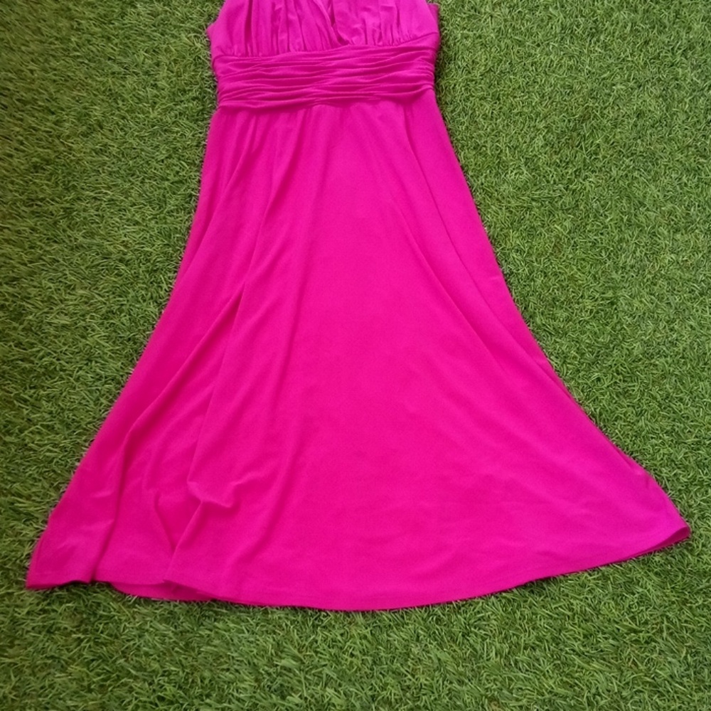 Dress - Picture 3 of 5